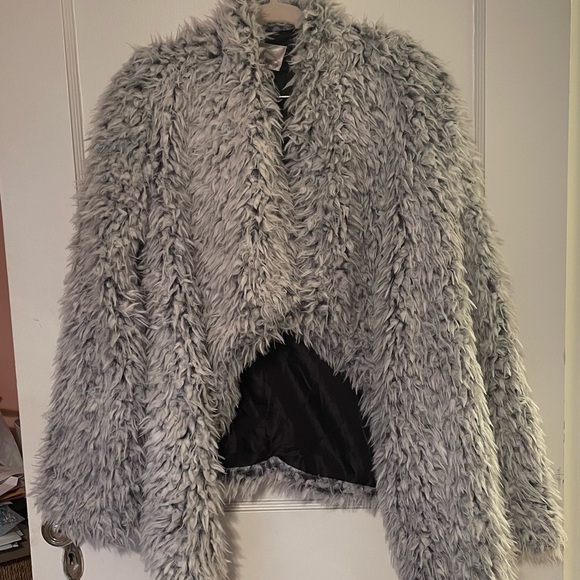 Xhilaration Jackets & Blazers - Xhilaration Light Gray Faux Shearling Teddy Jacket